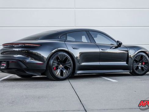 Used 2021 Porsche Taycan 4S w/ Premium Package image 53