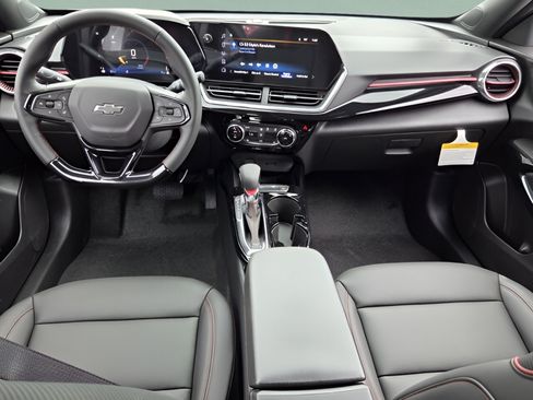 New 2026 Chevrolet Trax RS w/ Sunroof Package FWD image 12