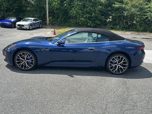 New 2026 Maserati GranCabrio Modena AWD/4WD image 2