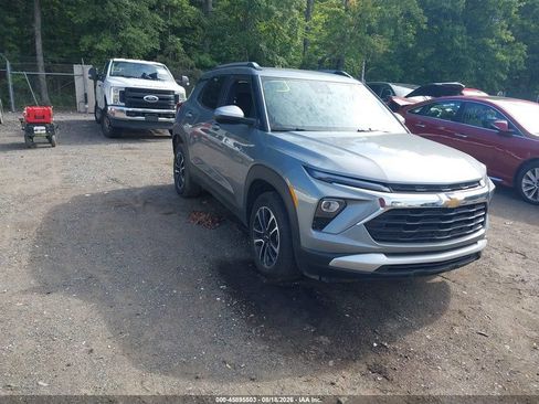 Used 2026 Chevrolet TrailBlazer LT AWD/4WD image 1