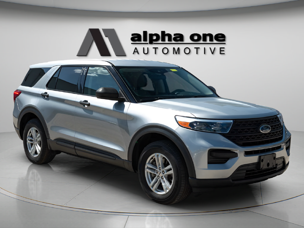 Used 2023 Ford Explorer 4WD image 3