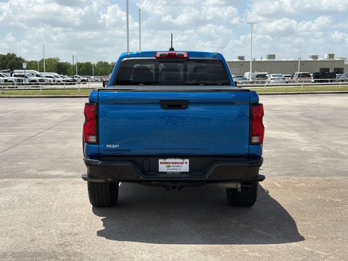 Used 2024 Chevrolet Colorado Z71 w/ LPO, Dark Essentials Package AWD/4WD image 10