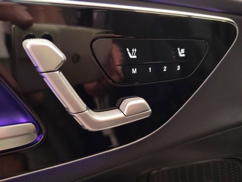 Certified 2026 Mercedes-Benz GLC 300 image 21