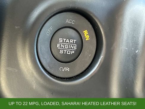 Used 2021 Jeep Wrangler Unlimited Sahara w/ Dual Top Group AWD/4WD image 23