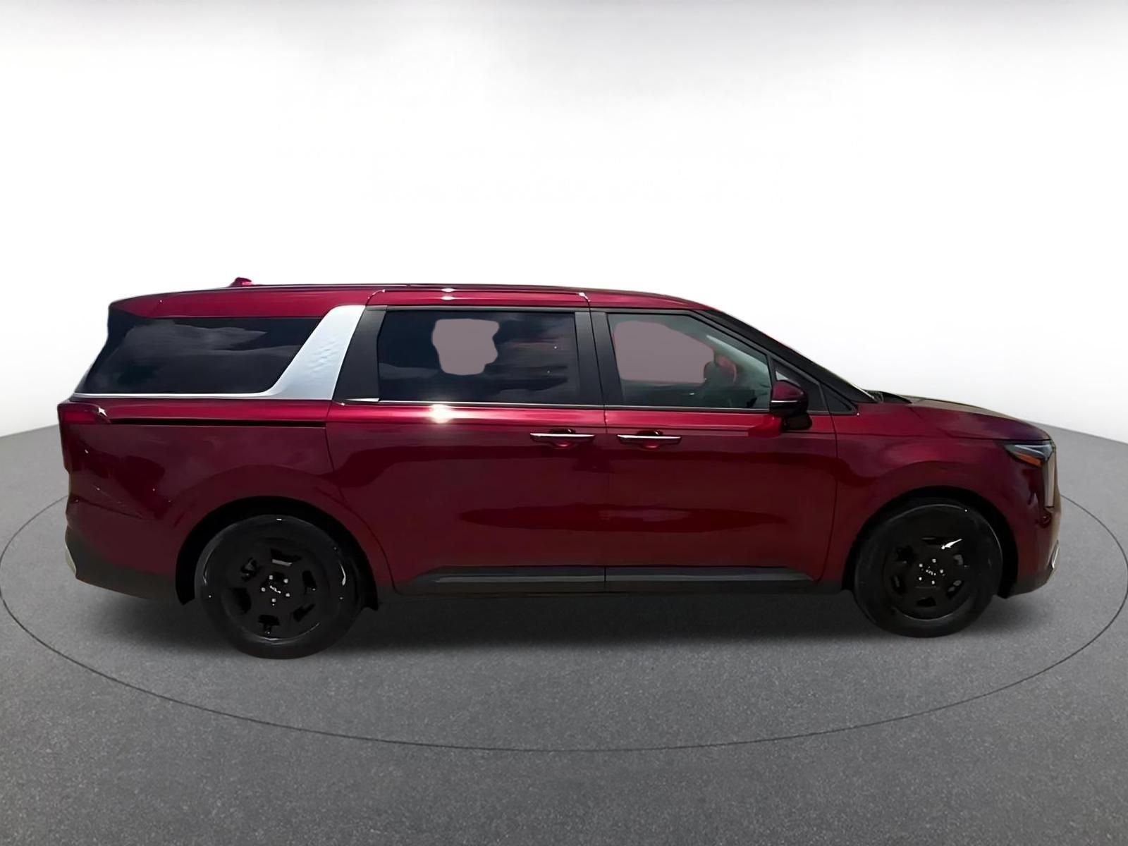 Used 2026 Kia Carnival FWD image 15
