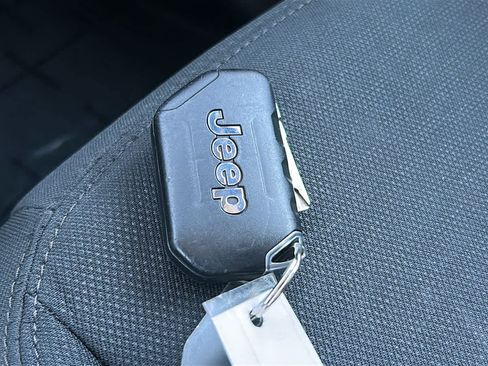 Used 2019 Jeep Wrangler Unlimited Sport AWD/4WD image 29