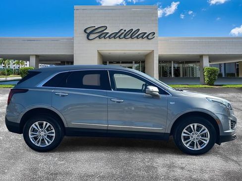 Certified 2023 Cadillac XT5 Luxury image 2