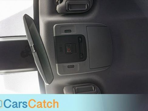 Used 2021 Toyota Camry SE FWD image 17