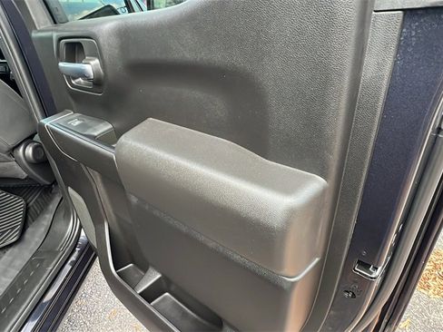 Certified 2022 Chevrolet Silverado 1500 Custom w/ LPO, Dark Essentials Package image 17