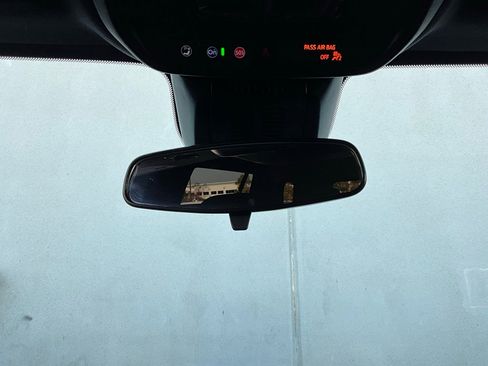 Used 2025 Chevrolet Equinox LT image 17