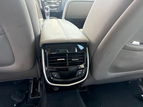 Used 2013 Cadillac XTS Luxury w/ Driver Awareness Package FWD image 15