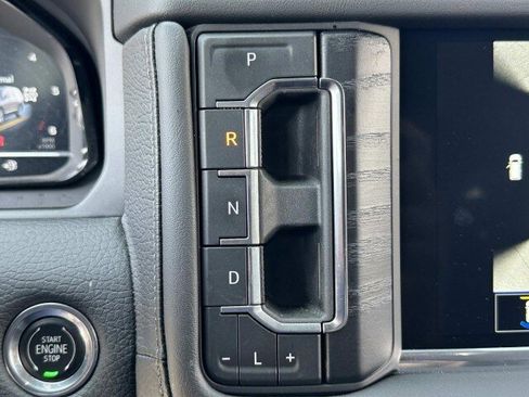 Used 2022 GMC Yukon Denali image 24