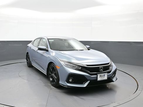 Used 2019 Honda Civic Sport Touring image 3