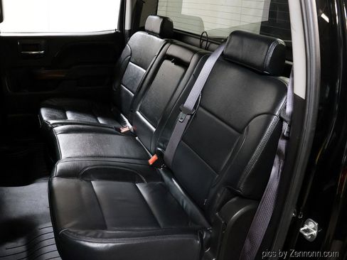 Used 2017 GMC Sierra 1500 SLE w/ SLE Value Package image 12