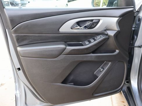 Certified 2021 Chevrolet Traverse LT w/ LPO, Floor Liner Package image 11