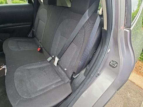 Used 2015 Nissan Rogue S w/ Convenience Package FWD image 11
