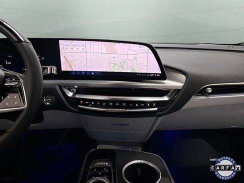 Used 2023 Cadillac Lyriq 2WD image 14