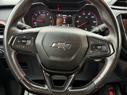 Used 2021 Chevrolet TrailBlazer RS w/ Convenience Package image 36