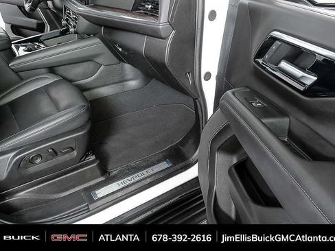 Used 2025 Chevrolet Tahoe LT AWD/4WD image 24