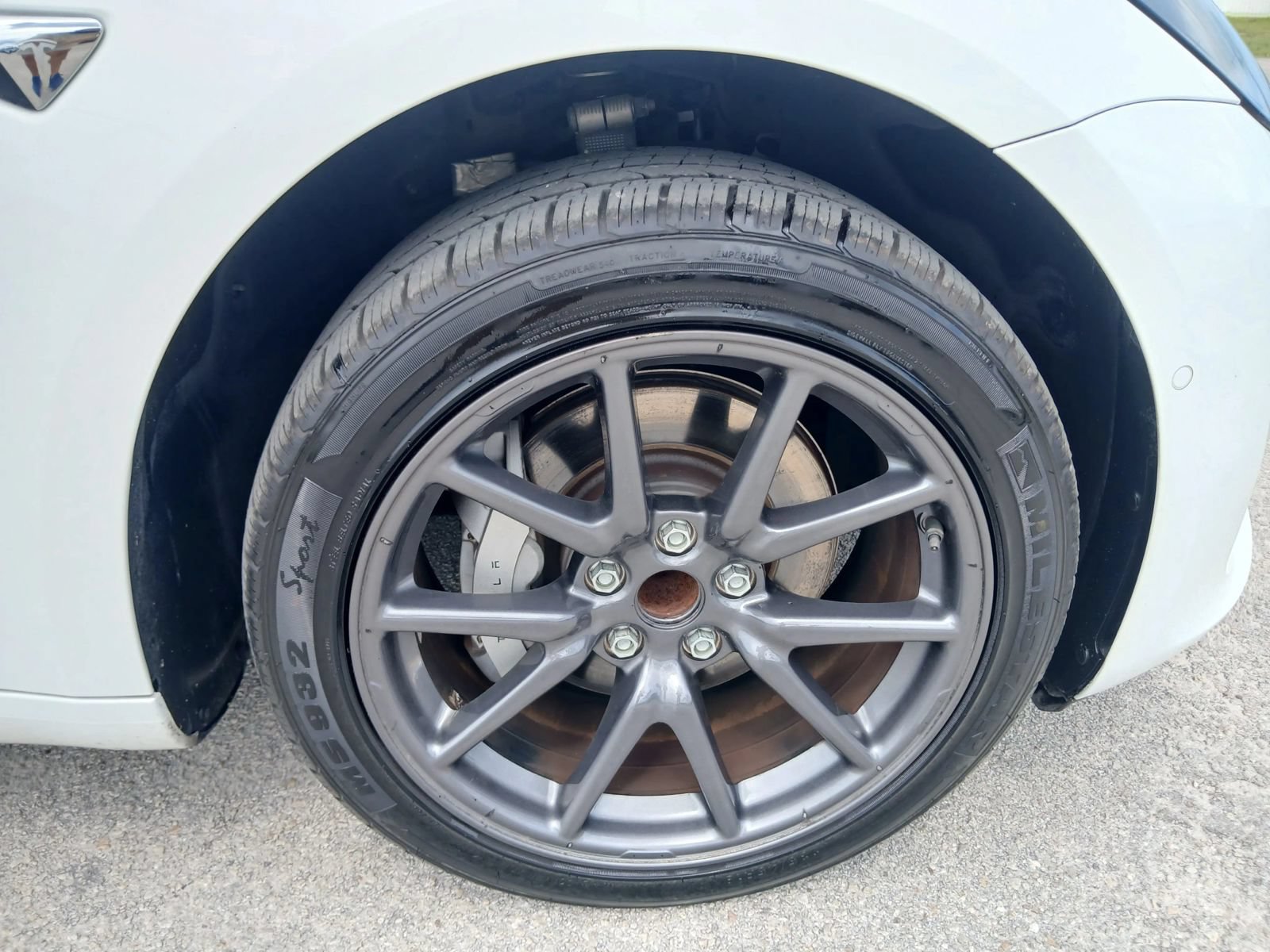 Used 2018 Tesla Model 3 Long Range RWD image 19