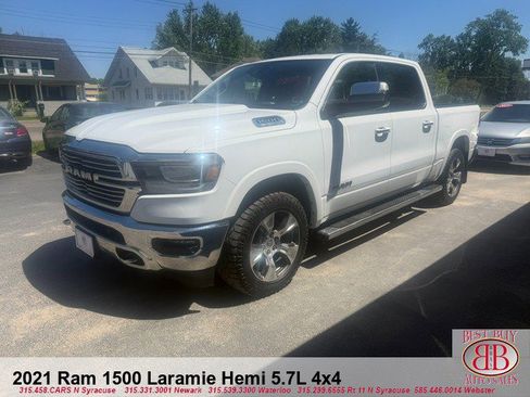 Used 2021 RAM 1500 Laramie AWD/4WD image 3