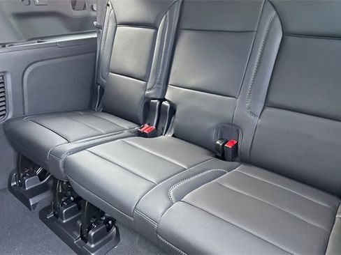 New 2026 GMC Yukon XL Denali w/ Sun & Power Step Package image 17