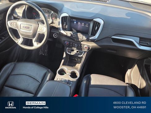 Used 2024 GMC Terrain SLT AWD/4WD image 24