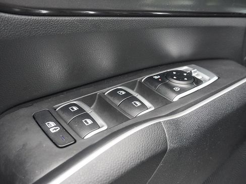 Used 2025 Kia Sorento S AWD/4WD image 43