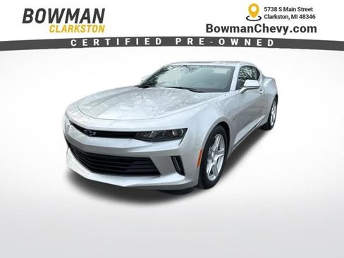 Used 2017 Chevrolet Camaro LT image 1
