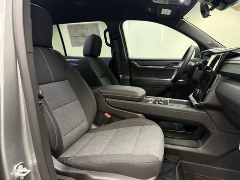 New 2026 GMC Acadia Elevation w/ LPO, Floor Liner Package image 15