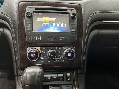 Used 2015 Chevrolet Traverse LT FWD image 18