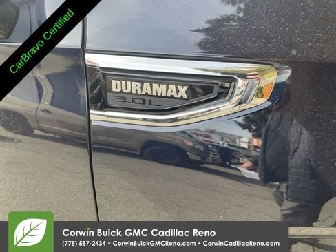 Certified 2023 GMC Yukon XL SLT w/ SLT Luxury Package image 8