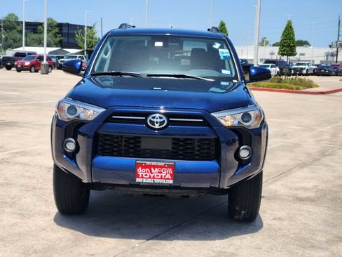 Used 2024 Toyota 4Runner SR5 AWD/4WD image 2