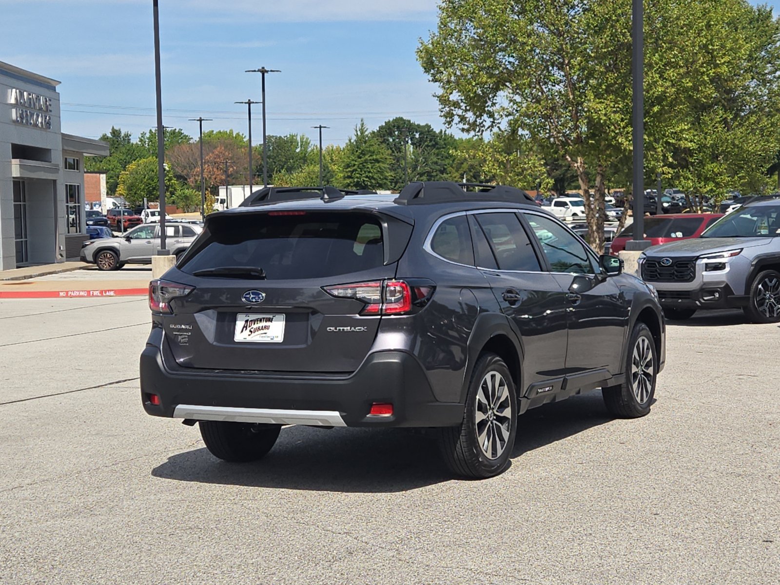 Certified 2025 Subaru Outback Limited AWD/4WD image 6