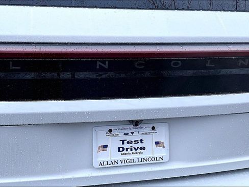 Used 2025 Lincoln Navigator L Reserve w/ Jet Appearance Package image 8