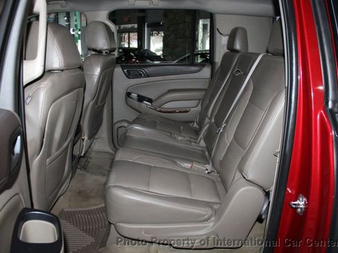 Used 2015 GMC Yukon XL SLE w/ Convenience Package image 19