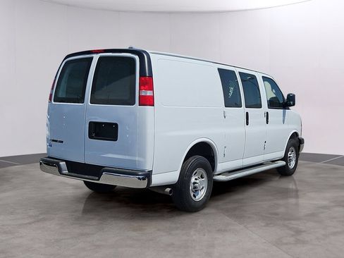 Certified 2024 Chevrolet Express 2500 w/ Driver Convenience Package RWD image 4