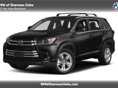 Used 2017 Toyota Highlander Limited