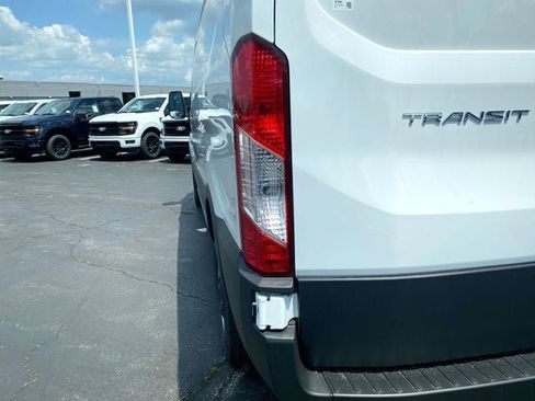 New 2025 Ford Transit 150 Low Roof image 27