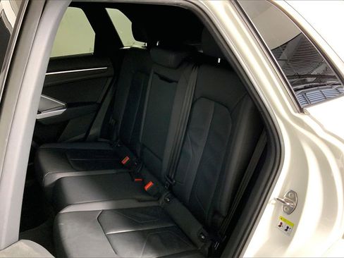 Used 2020 Audi Q3 2.0T Premium w/ Convenience Package image 25