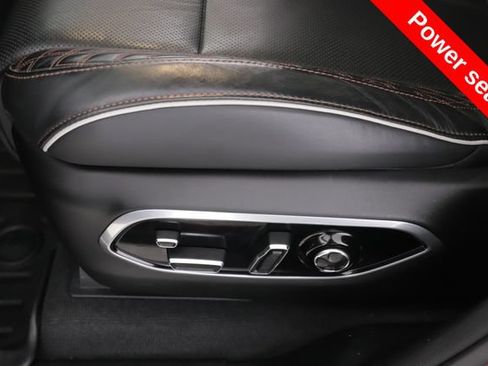 Used 2022 Jeep Grand Cherokee Summit AWD/4WD image 19