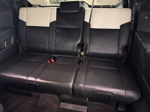 Used 2024 Toyota Sequoia Capstone AWD/4WD image 28