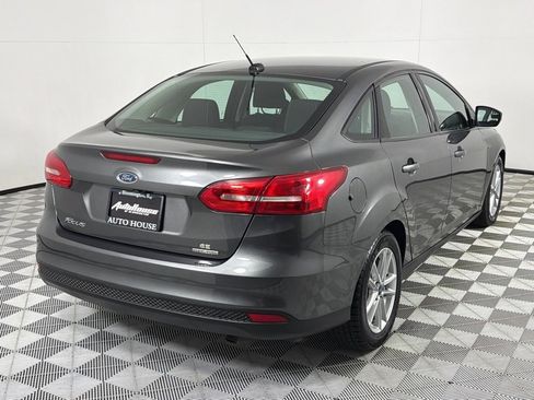 Used 2016 Ford Focus SE image 5