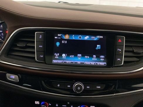 Used 2018 Buick Enclave Avenir w/ Avenir Technology Package image 41