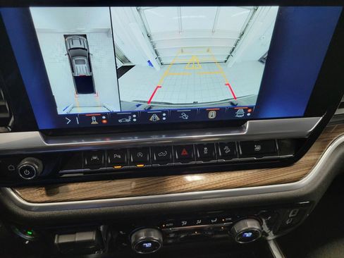 Used 2024 Chevrolet Silverado 1500 RST w/ Convenience Package II AWD/4WD image 15