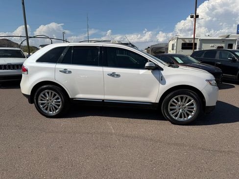 Used 2012 Lincoln MKX AWD image 4