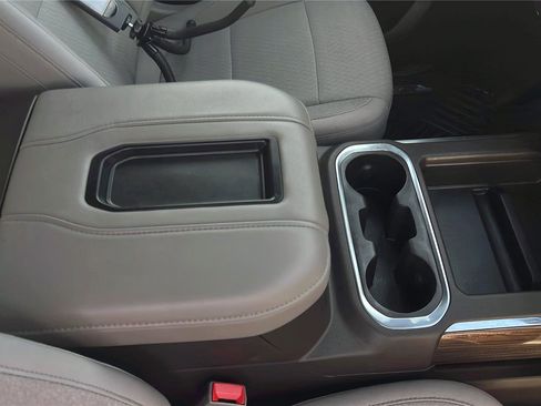 Used 2020 Chevrolet Silverado 1500 RST image 23