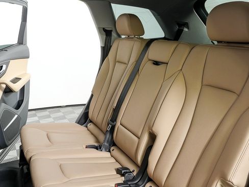Used 2022 Audi Q7 3.0T Premium Plus w/ Premium Plus Package image 22