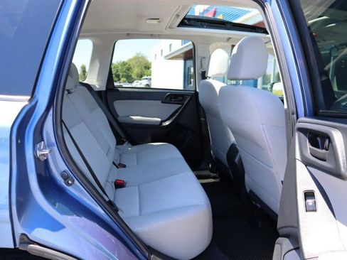 Used 2016 Subaru Forester 2.5i Premium AWD/4WD image 19