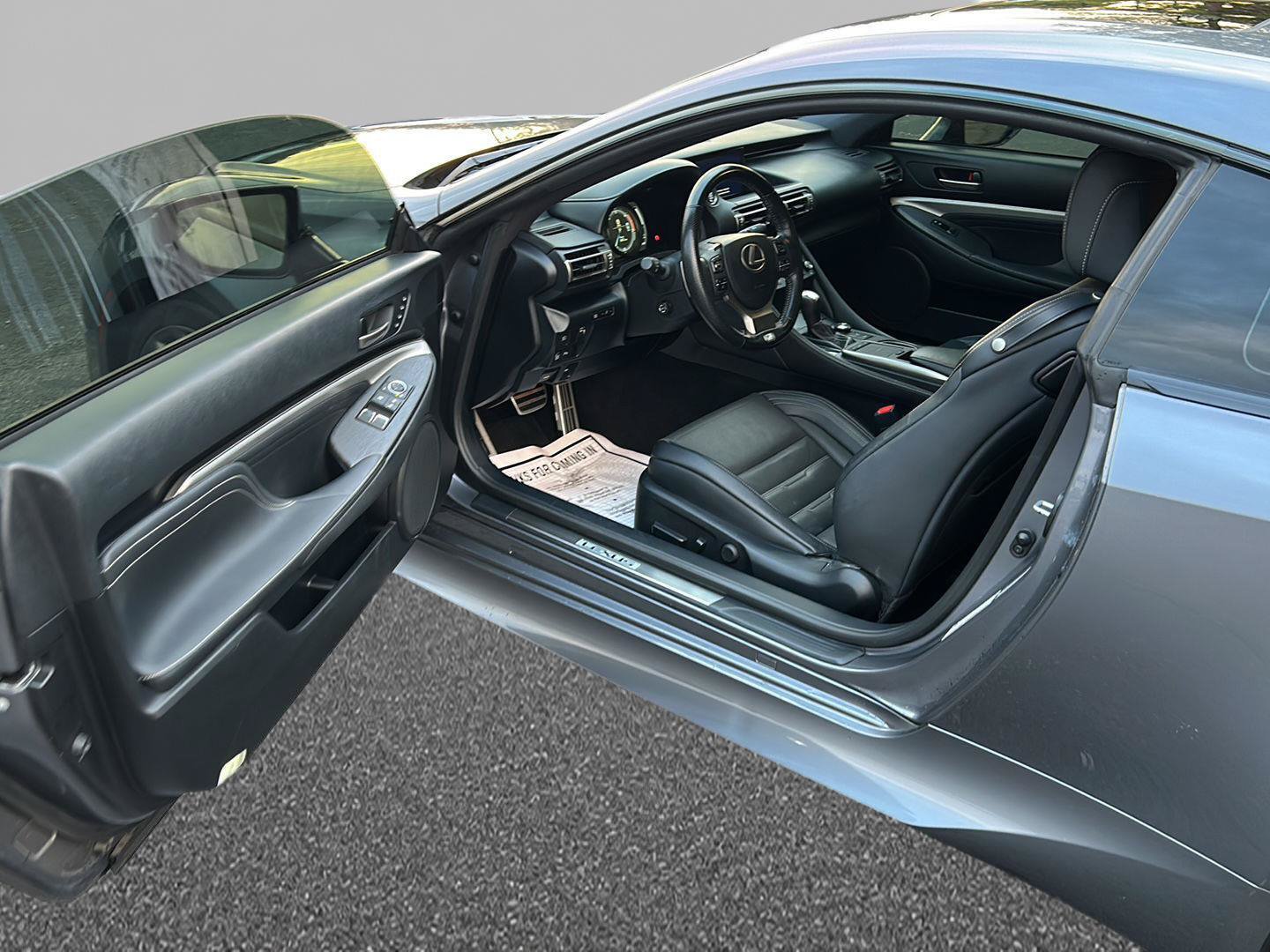 Used 2019 Lexus RC 300 F Sport RWD image 23